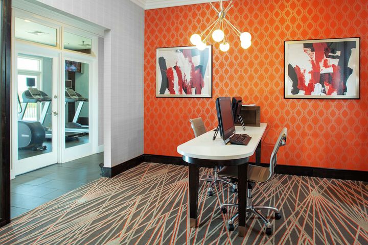Business Center 24 of 25