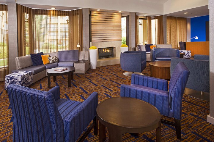 Hotel Interior 7 of 29