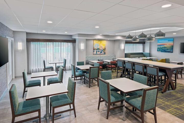 Hampton Inn Coventry - Warwick Area