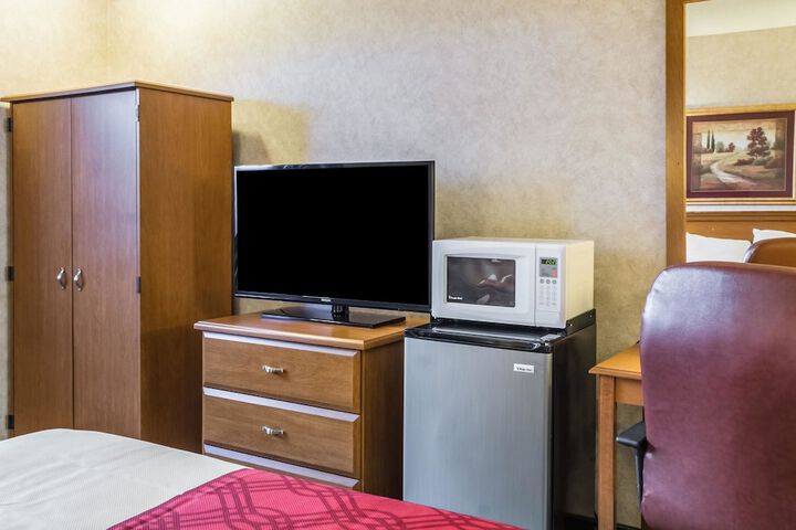 Room 36 of 42