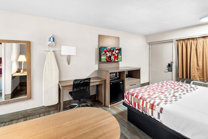 Room 28 of 30