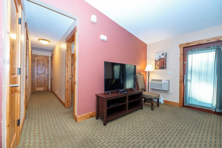 Silver Moon Inn