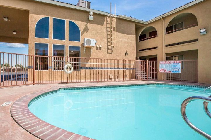 Pool 4 of 31