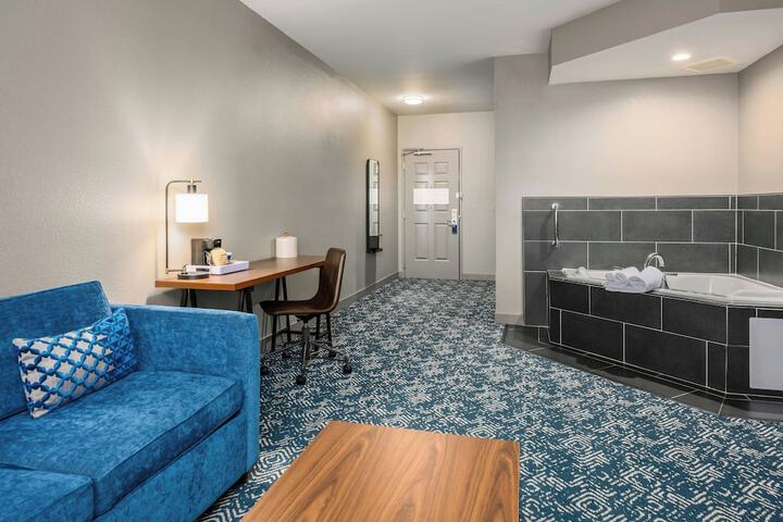 Four Points by Sheraton Bedford Manchester Airport