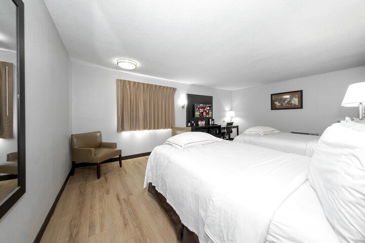 Red Roof Inn PLUS+ Huntsville