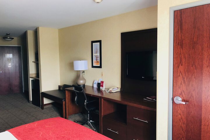 Room 25 of 69