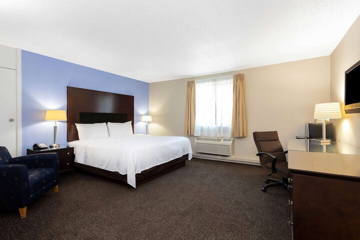 Room 15 of 24