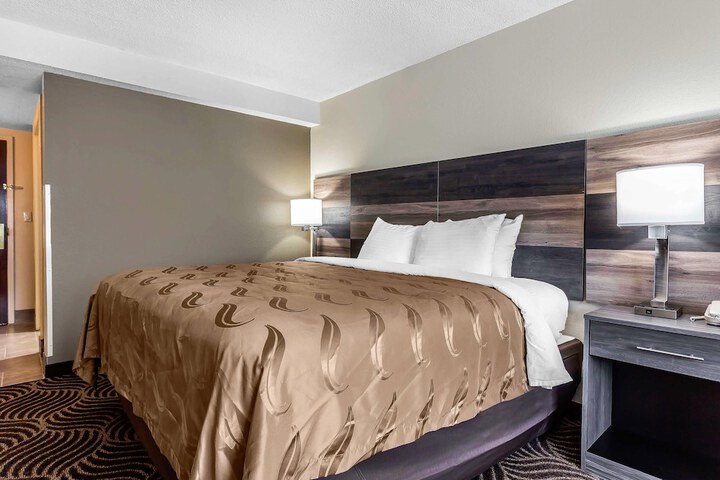 Quality Inn & Suites Salisbury South