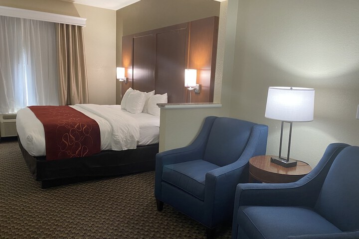 Room 71 of 78