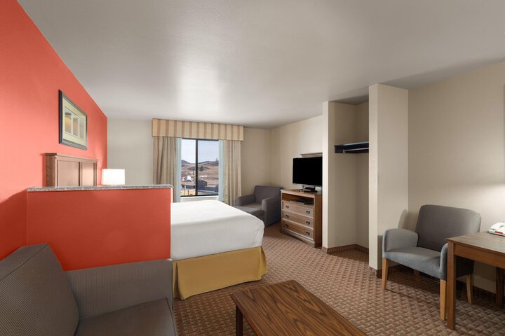 Baymont Inn and Suites by Wyndham Sturgis