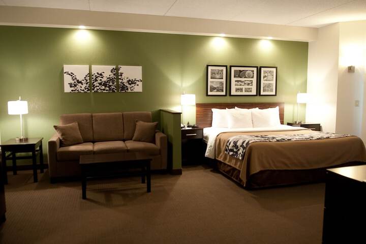 Room 14 of 51