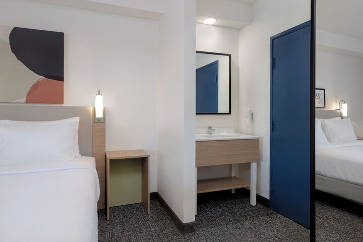 Room 20 of 31