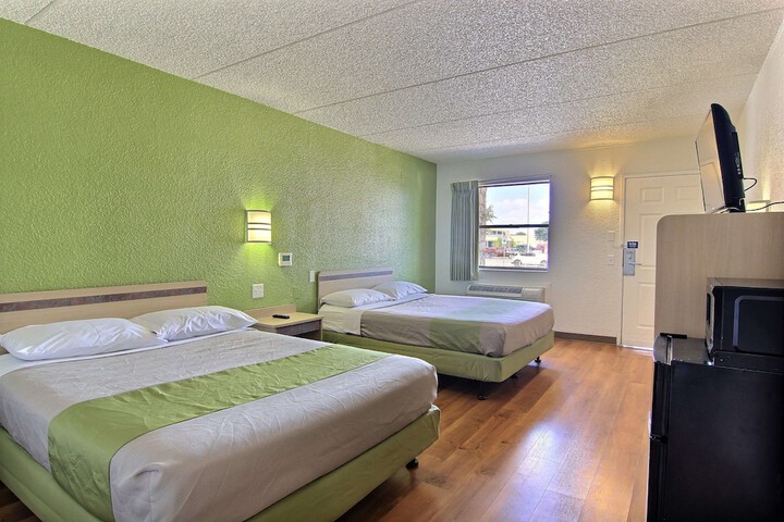 Room 35 of 40