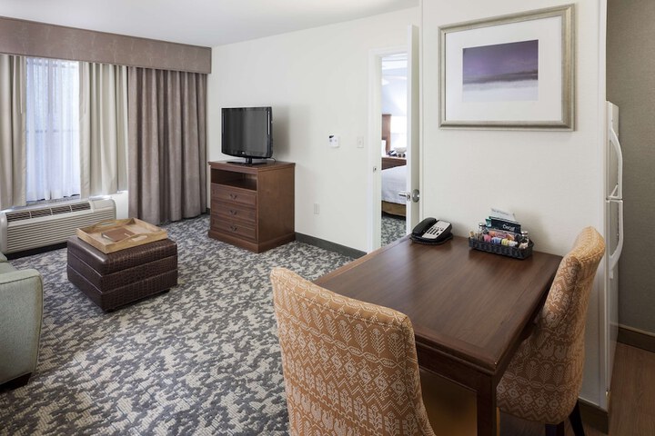 Room 15 of 32