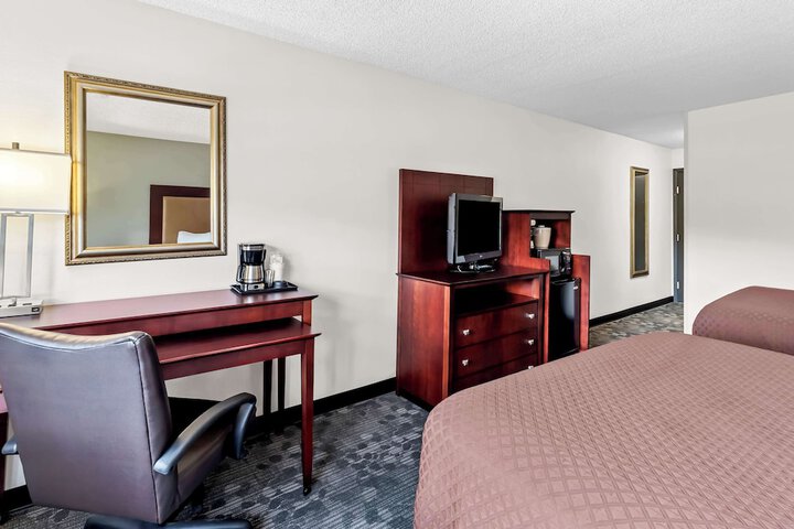 Room 28 of 36