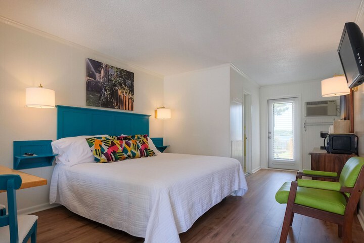 Bluff Shoal Motel