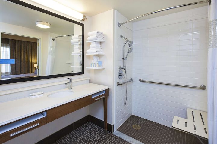 Hampton Inn & Suites Providence / Warwick-Airport