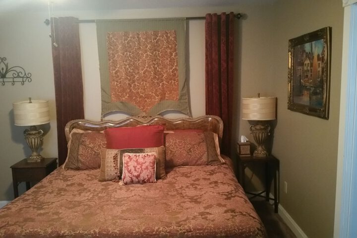 Room 12 of 78