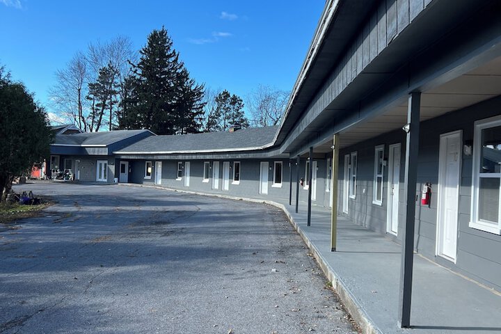 Nest Inn
