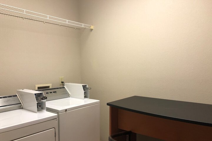 Room 41 of 47