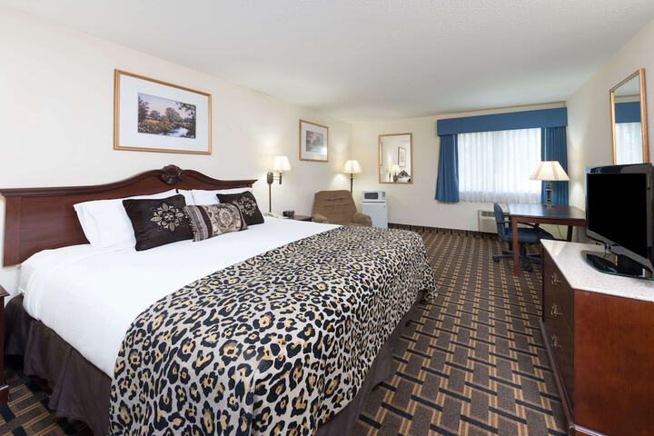 Room 16 of 25