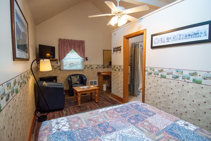 Room 38 of 125