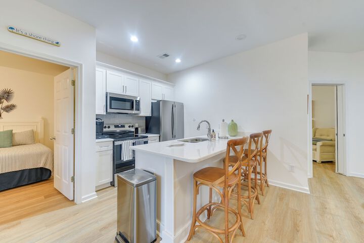 Sunset Beach Retreat - Monthly Rentals Welcome!