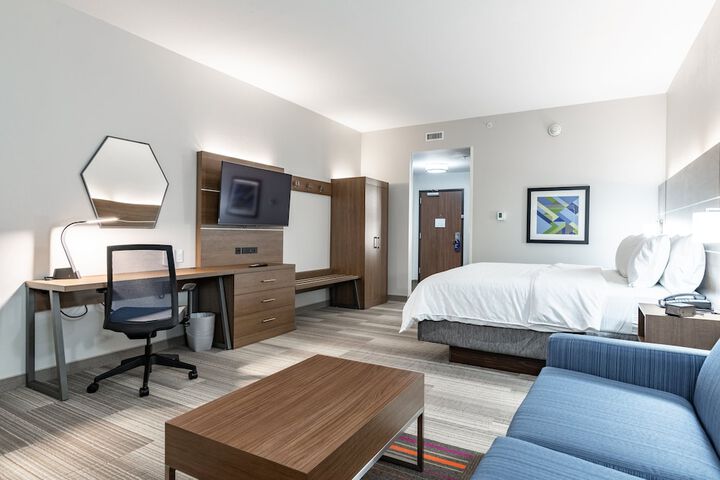Room 49 of 79