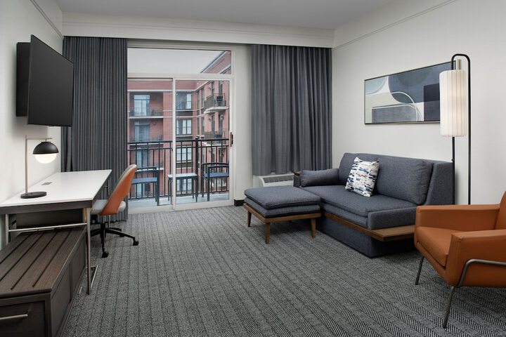 Room 45 of 70