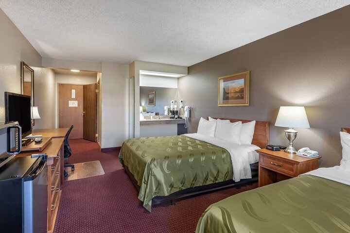 Room 12 of 46