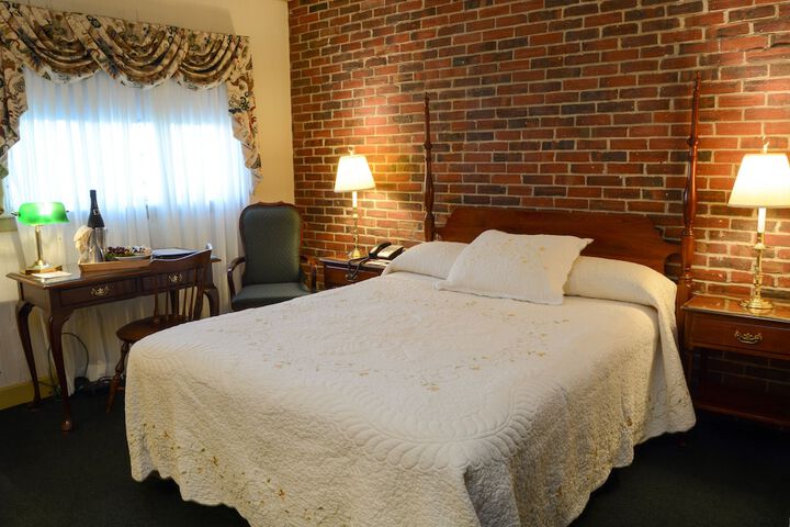 Room 31 of 49