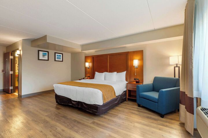 Comfort Inn & Suites Milford