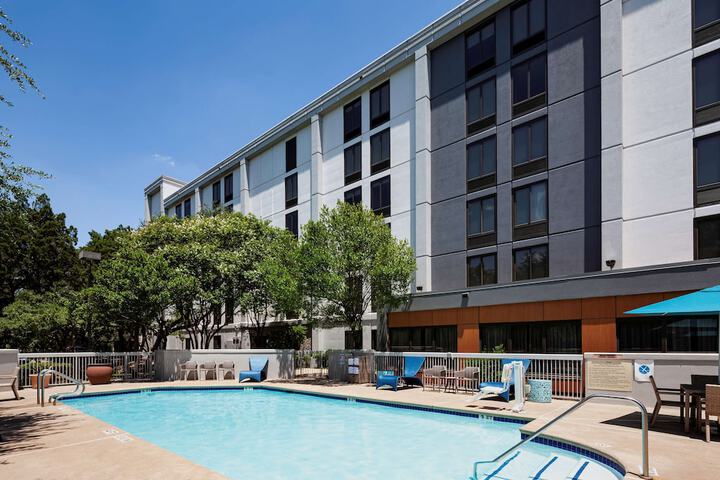 Hotel 1 of 28