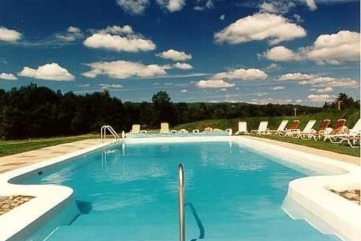 Pool 13 of 104