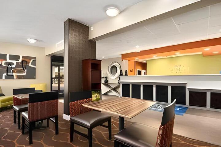 Baymont by Wyndham Florence