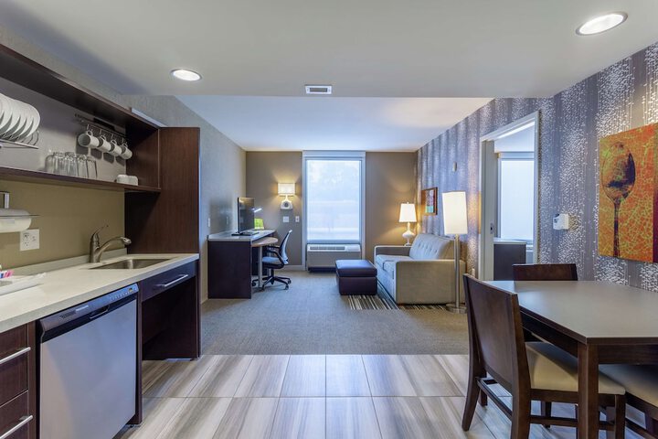 Room 21 of 30
