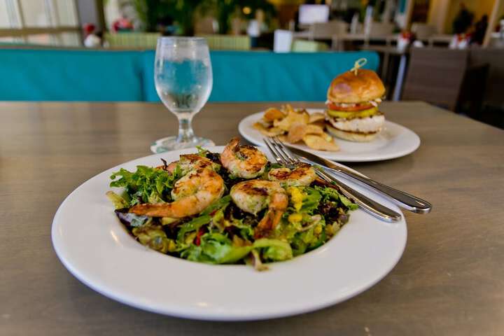 Dining 90 of 124