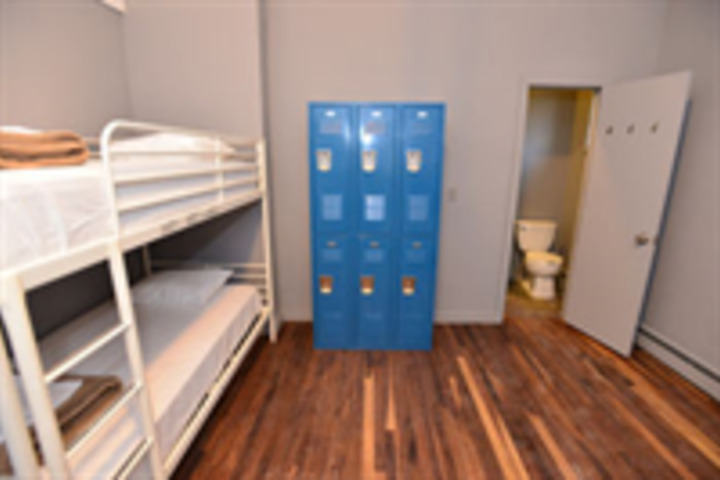 EXPLORE HOTEL & HOSTEL