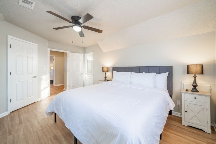 The Hamilton - Lakefront & Studio Suites Hot Springs
