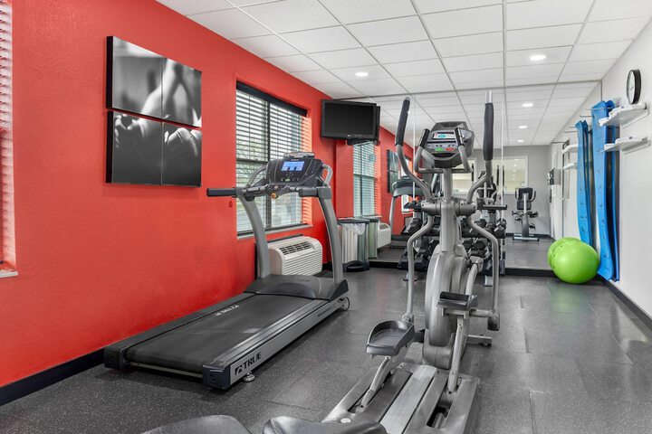 Country Inn & Suites by Radisson Georgetown, KY