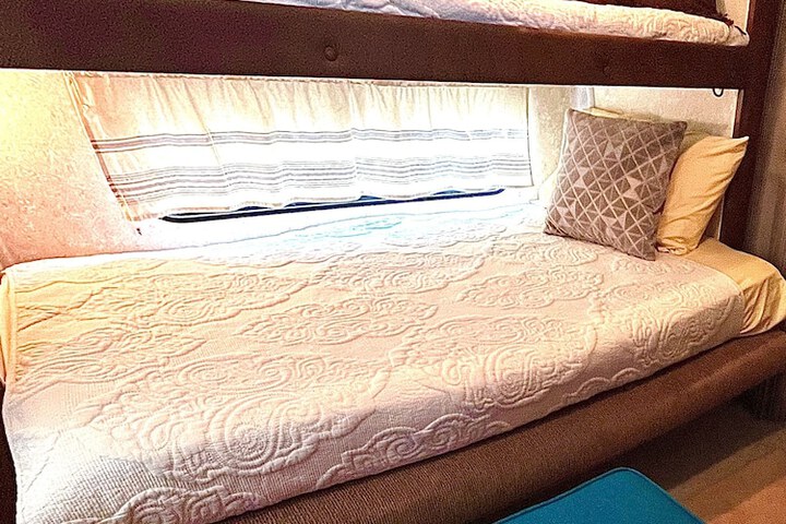 Room 135 of 292