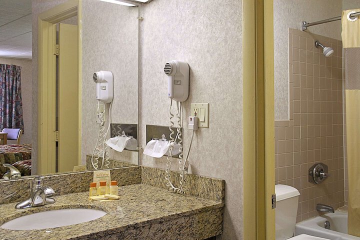 Days Inn by Wyndham Oak Ridge Knoxville