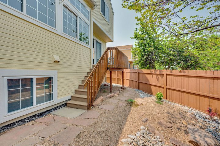 13 Mi to Dtwn Denver: Arvada Townhome w / Deck