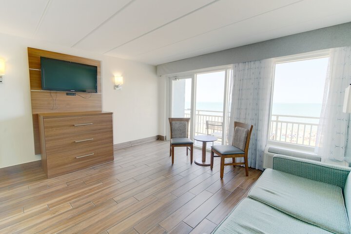 Room 12 of 30