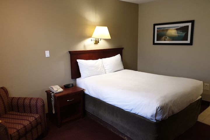 Room 48 of 99