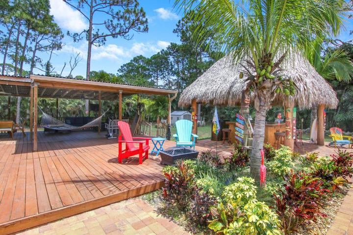 Private Tropical Paradise Guesthouse!