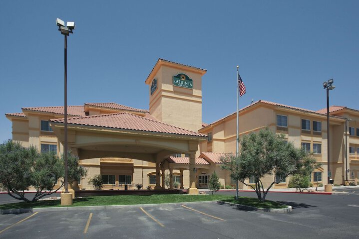 Hotel 3 of 76
