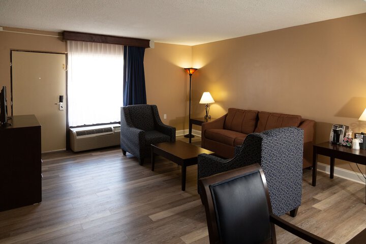 Room 10 of 26