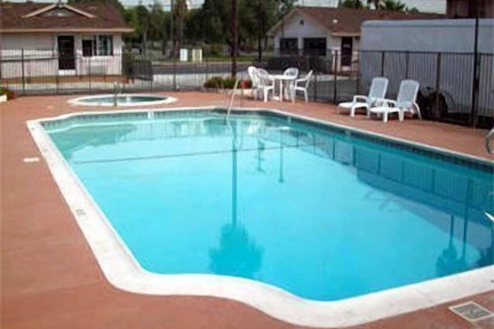 Pool 12 of 59