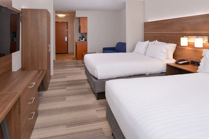 Holiday Inn Express & Suites Parkersburg-Mineral Wells by IHG
